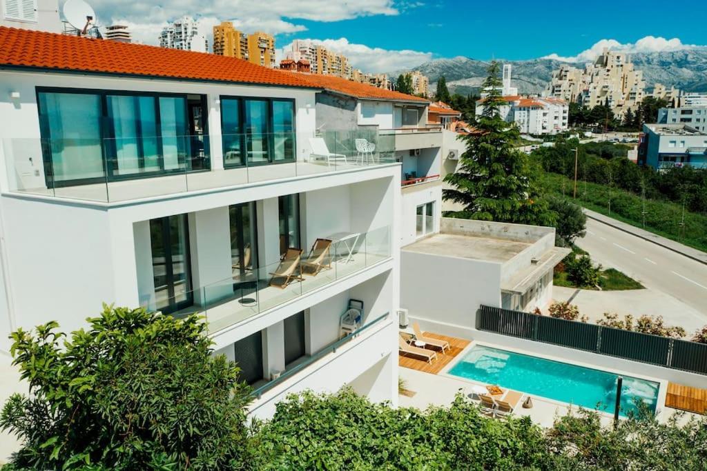 Apartments Villa Ladini スプリト エクステリア 写真