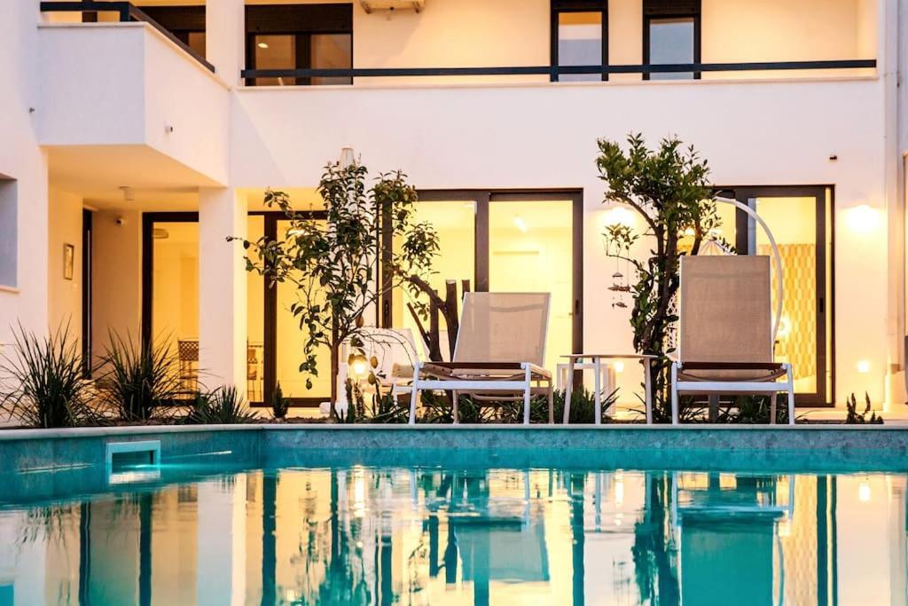 Apartments Villa Ladini スプリト エクステリア 写真