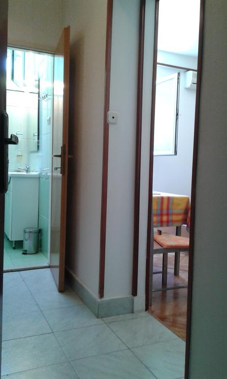 Apartments Villa Ladini スプリト 部屋 写真